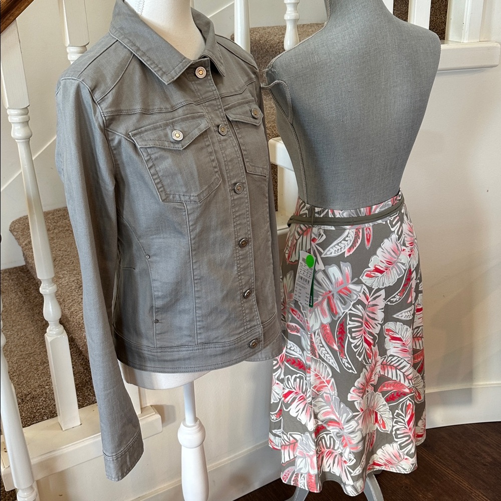 Nwt. Frank Walter leaf skirt